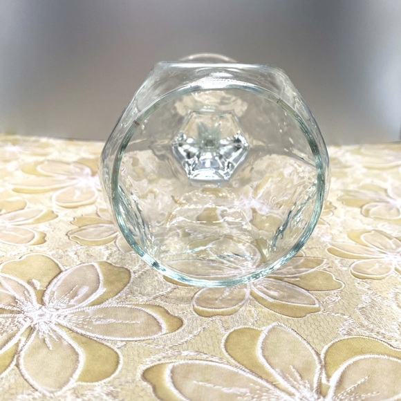 COPY - Discontinued Libbey Glass Company Chivalry Hock Wine Glass Pattern #LRSC… - Picture 4 of 5